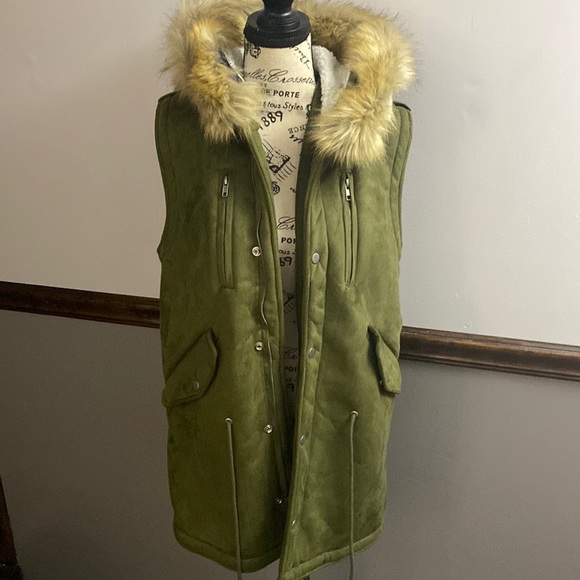 Monkey Ride Parka Vest - Picture 1 of 7